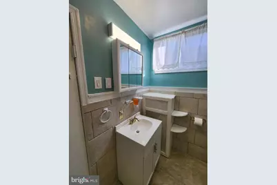 1634 Lewis Street, Philadelphia, PA 19124 - Photo 37