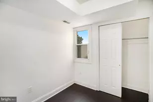 2027 N 15th St, Philadelphia, PA 19121 - Photo 9