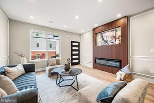 2032 Reed St, Philadelphia, PA 19146 - Photo 5