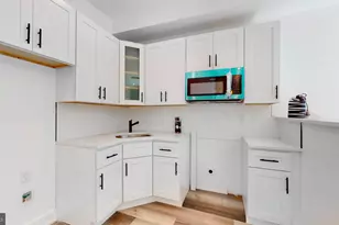 651 N 16th St, Philadelphia, PA 19130 - Photo 5