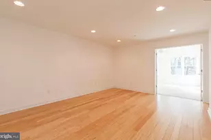 980 N 2nd St, Philadelphia, PA 19123 - Photo 9