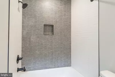 435 N 35th Street #B, Philadelphia, PA 19104 - Photo 15