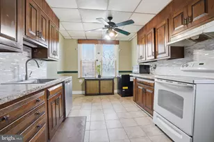 951 Wakeling St, Philadelphia, PA 19124 - Photo 13