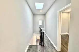 2029 S 4th St, Philadelphia, PA 19148 - Photo 19