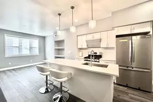 2029 S 4th St, Philadelphia, PA 19148 - Photo 15