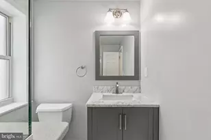 2134 Wharton St, Philadelphia, PA 19146 - Photo 19