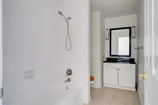 837 N 2nd St, Philadelphia, PA 19123 - Photo 13