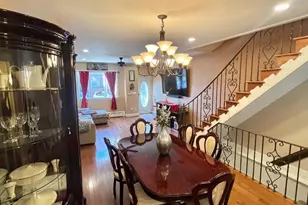 2547 S 17th St, Philadelphia, PA 19145 - Photo 3