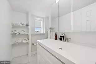 4446 Silverwood St, Philadelphia, PA 19127 - Photo 9