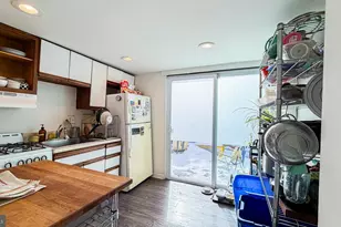 310 Earp St, Philadelphia, PA 19147 - Photo 5