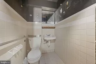 1713 South St, Philadelphia, PA 19146 - Photo 27