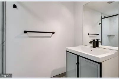 444 N 4th Street #401, Philadelphia, PA 19123 - Photo 15