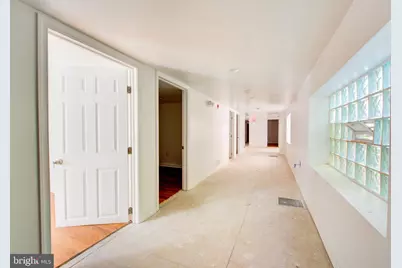 709 S 52nd Street, Philadelphia, PA 19143 - Photo 11