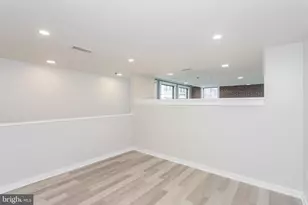 315 New St, Philadelphia, PA 19106 - Photo 21