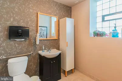 6388 Castor Avenue, Philadelphia, PA 19149 - Photo 15