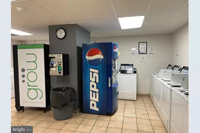 1324 Locust Street #809, Philadelphia, PA 19107 - Photo 15