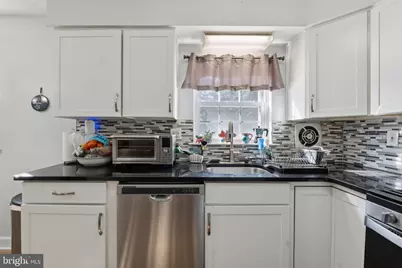 3978 Stevenson Lane, Philadelphia, PA 19114 - Photo 15