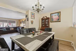 3978 Stevenson Ln, Philadelphia, PA 19114 - Photo 9