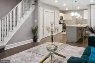 1758 S Avondale St, Philadelphia, PA 19142 - Photo 3