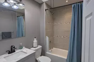 1758 S Avondale St, Philadelphia, PA 19142 - Photo 9