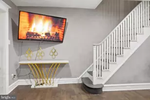 1758 S Avondale St, Philadelphia, PA 19142 - Photo 5