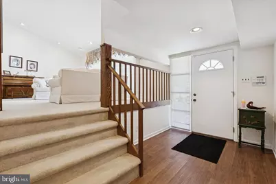 9204 Burbank Road, Philadelphia, PA 19115 - Photo 3