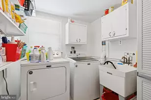 9204 Burbank Rd, Philadelphia, PA 19115 - Photo 23