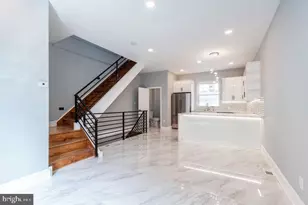 2209 Dreer St, Philadelphia, PA 19125 - Photo 3