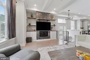 488 Evergreen Ave, Philadelphia, PA 19128 - Photo 3