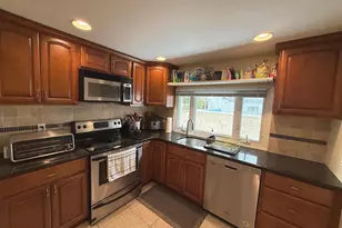 614 S LeCount St, Philadelphia, PA 19146 - Photo 7