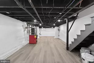 2002 Laveer St, Philadelphia, PA 19138 - Photo 21