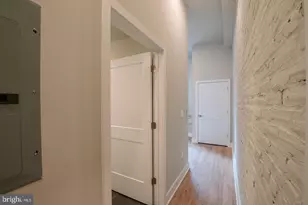 1300 S 19th St, Philadelphia, PA 19146 - Photo 7