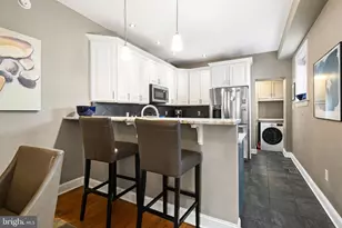 846 N 24th St, Philadelphia, PA 19130 - Photo 11