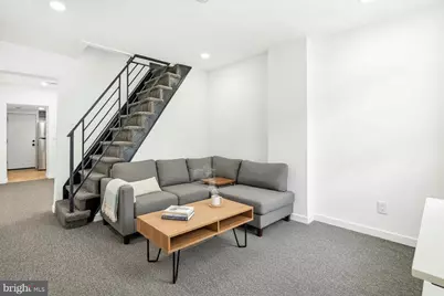 235 W Birch Street, Philadelphia, PA 19133 - Photo 9