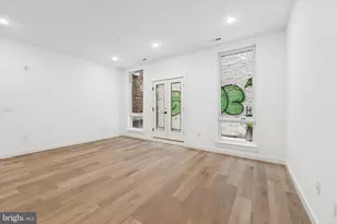 754 S 4th St, Philadelphia, PA 19147 - Photo 1