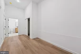 754 S 4th St, Philadelphia, PA 19147 - Photo 9