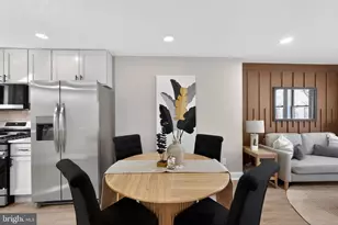 1704 Wharton St, Philadelphia, PA 19146 - Photo 9