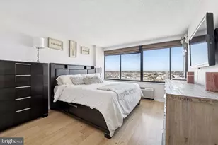 2001 Hamilton St, Philadelphia, PA 19130 - Photo 21