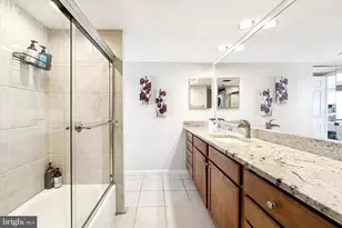 2001 Hamilton St, Philadelphia, PA 19130 - Photo 15