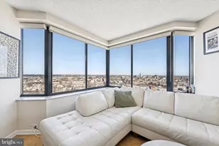 2001 Hamilton St, Philadelphia, PA 19130 - Photo 9