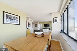 2001 Hamilton St, Philadelphia, PA 19130 - Photo 13