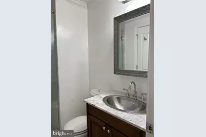 105 S 18th Street #4A, Philadelphia, PA 19103 - Photo 11