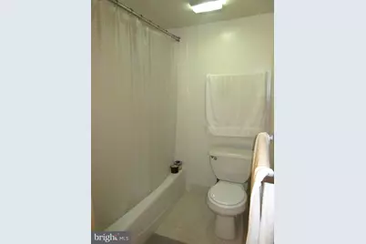 604 S Washington Square #2408, Philadelphia, PA 19106 - Photo 7