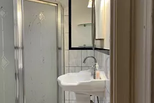 7302 Sherwood Rd, Philadelphia, PA 19151 - Photo 27