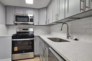 238 Stearly St, Philadelphia, PA 19111 - Photo 9