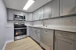 238 Stearly St, Philadelphia, PA 19111 - Photo 7