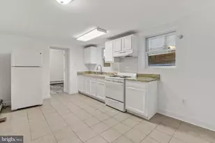 1124 S 15th St, Philadelphia, PA 19146 - Photo 3