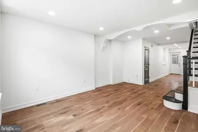 2426 S Alder Street, Philadelphia, PA 19148 - Photo 5