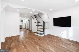 2426 S Alder St, Philadelphia, PA 19148 - Photo 3