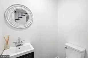 2426 S Alder St, Philadelphia, PA 19148 - Photo 9